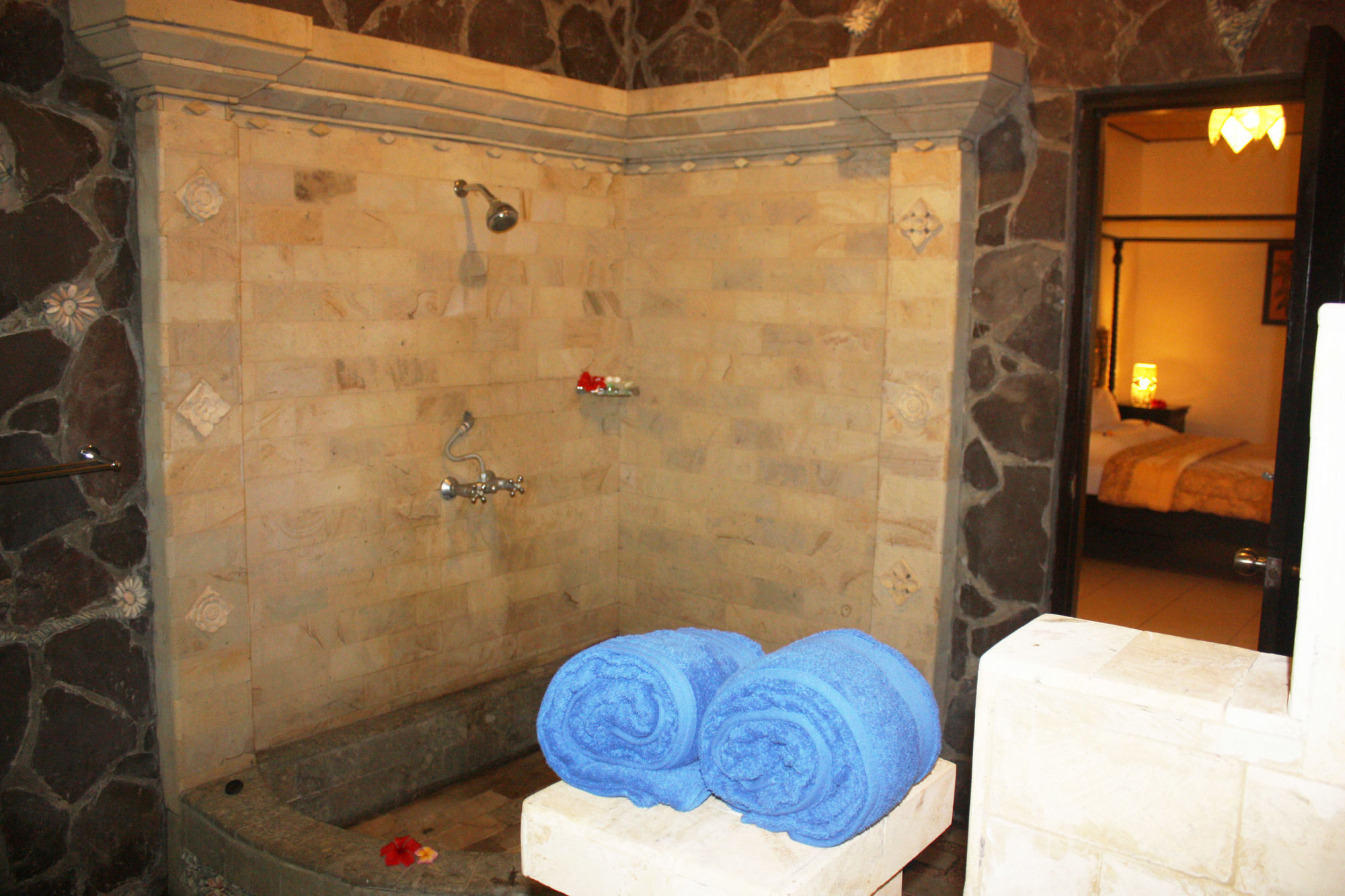 Rambutan Hotel Lovina Zewnętrze zdjęcie